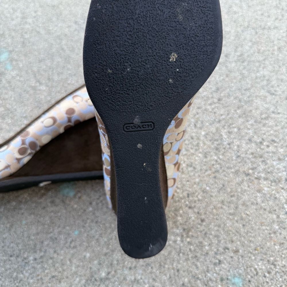 Coach Irene mini c's logo wedge heels women's size 8 preloved - Picture 6 of 9